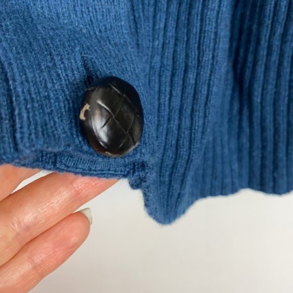 J.Crew S Teal Cardigan Cable Knit Faux Leather Buttons Lambs Wool - Picture 13 of 16